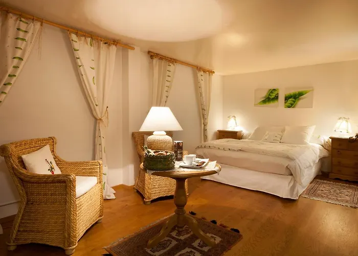 Saint Laurent Hotel 4*